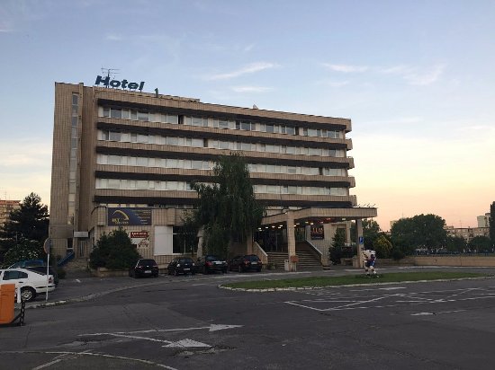 Hotel Junior